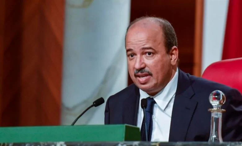 ميارة يبرم صفقة بقيمة 15 مليار سنتيم لتجديد وتزيين مجلس المستشارين