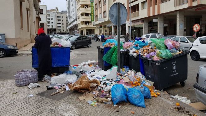 حقوقيون يستنكرون “إغراق” مراكش بالأزبال