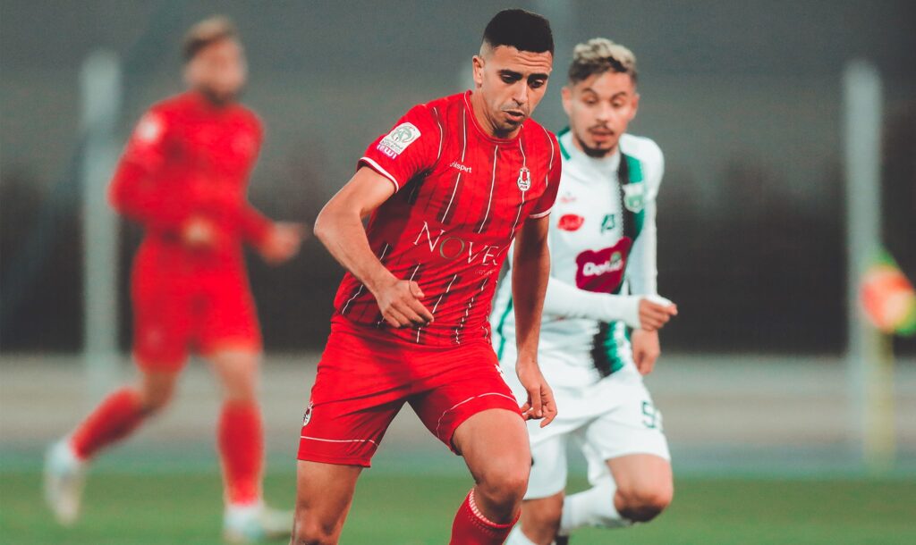 الوداد يتعادل مع الفتح الرباطي في افتتاحية الدوري