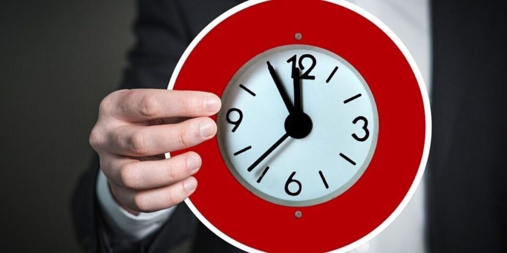 ابتداء من هذا التاريخ.. إضافة ساعة إلى التوقيت الرسمي للمملكة