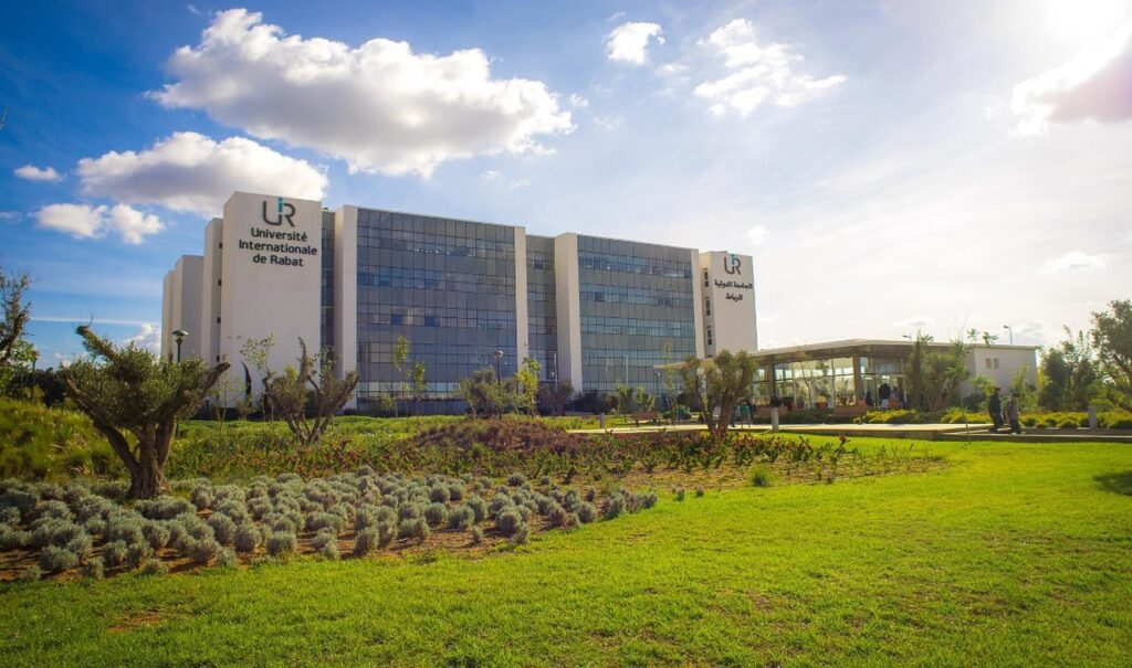 جامعة “الرباط” ضمن تصنيف أفضل برامج الإدارة بالعالم