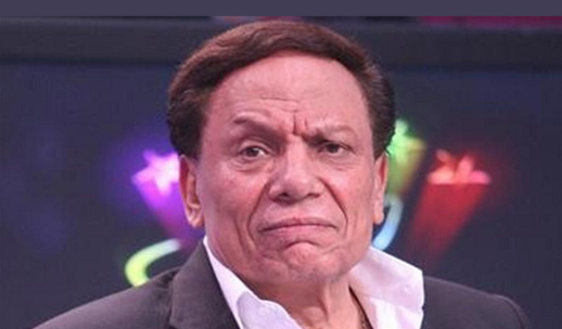 عادل إمام يريد كلبا