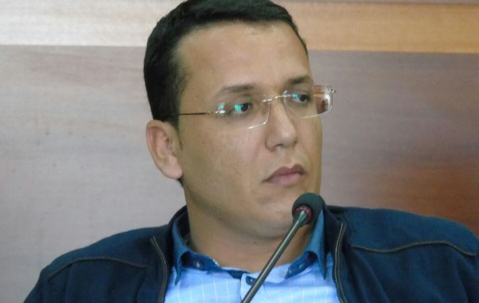 ملتمس على مكتب عامل ٱسا لإقالة رئيس جماعة الزاك