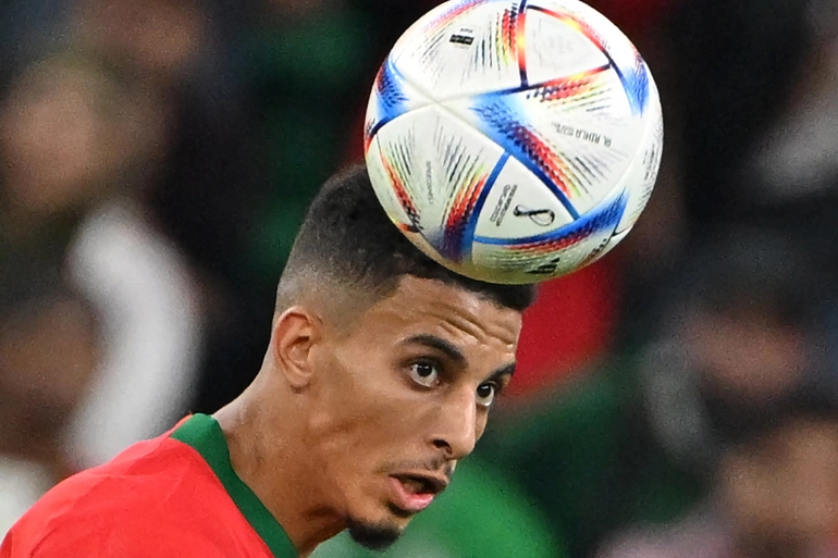 عرض كرات مباراتي المغرب ضد فرنسا وكرواتيا للمغاربة