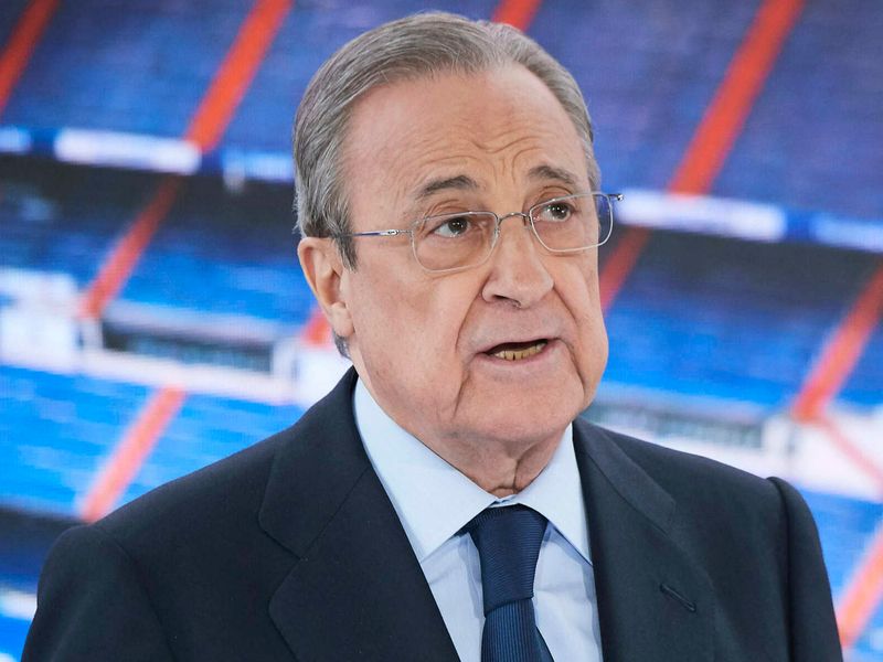 بيريز يجتمع بروابط مشجعي ريال مدريد في المغرب
