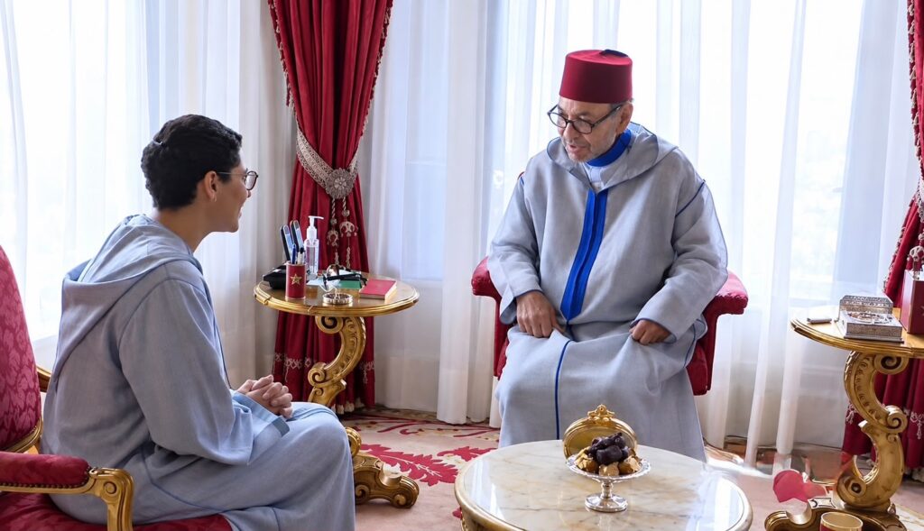 أول خروج رسمي لرئيسة الحكومة المغربية فاطمة الزهراء المنصوري (فيديو)